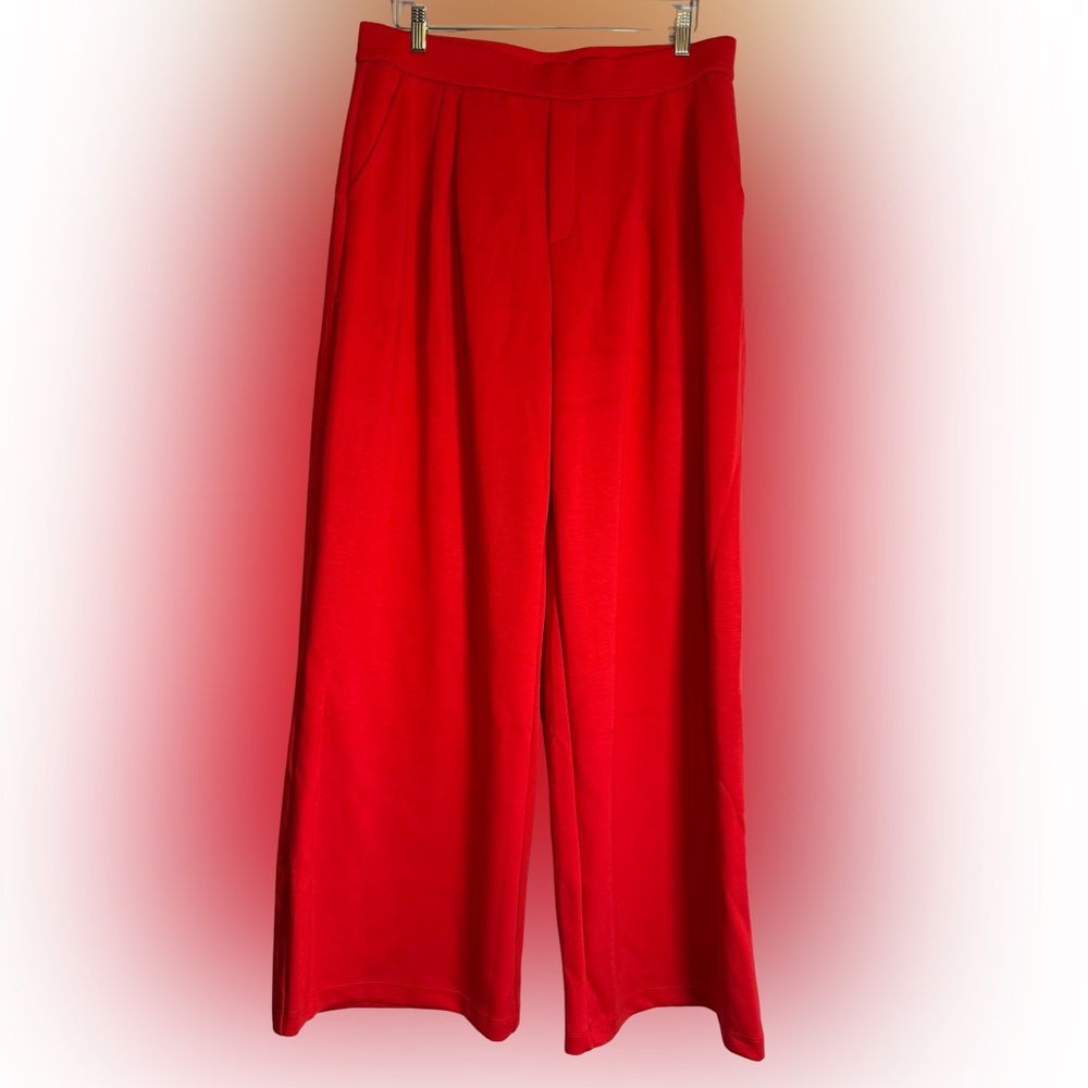 HALARA Wide Leg Pants in Red
